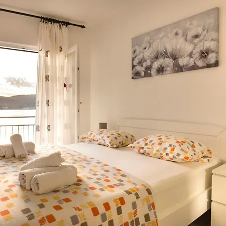 Apartments By The Sea Vis - 8525 Room photo