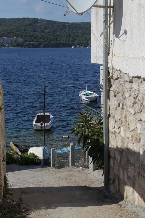 Apartment Apartments By The Sea Vis - 8525 Vis